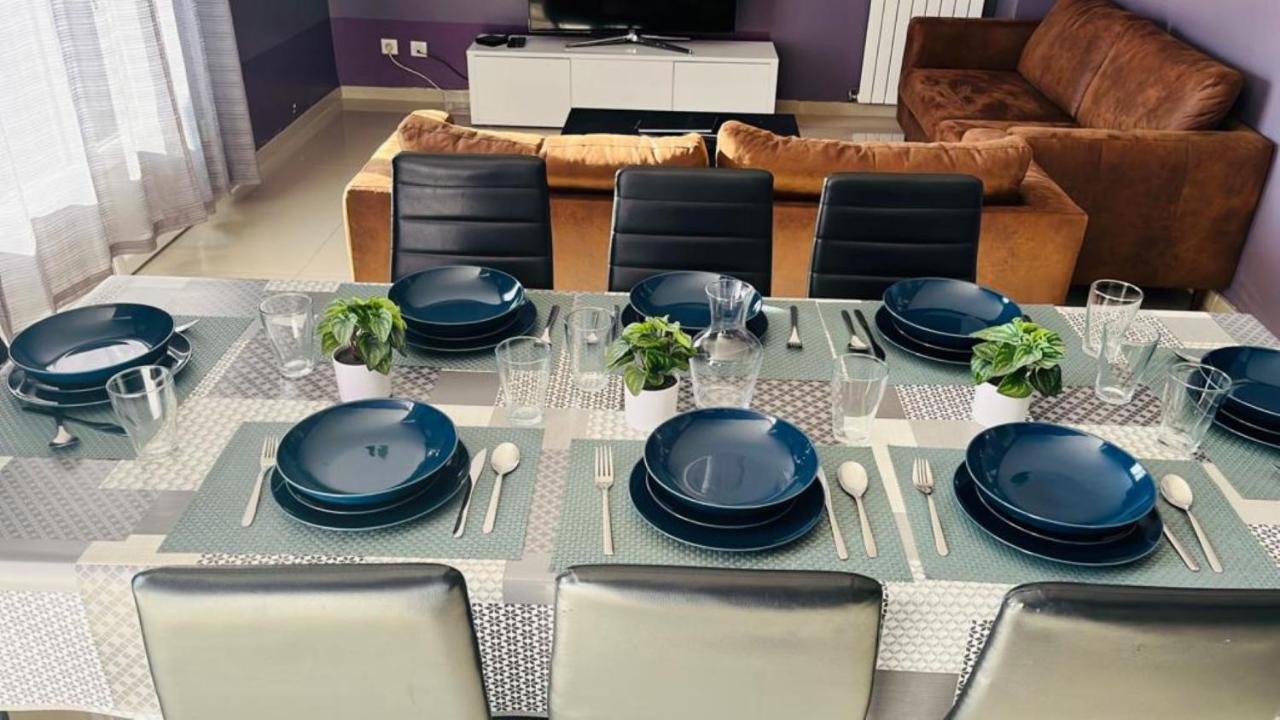 100M2 2 Chambres 8 Personnes - Grand Parking Et Terrasse Privee - Proche Cdg-Parc Expositions-Paris-Asterix-Disney Villepinte  Exterior foto